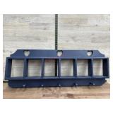 Wooden heart display shelf w/ pegs