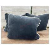 3 small throw pillows