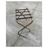 Travel luggage rack