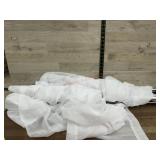4 curtain rods & 2 curtain panels