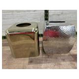 2 tissue box holders