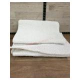 2 Non slip bath mat