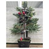 Christmas faux tree w/ cardinals