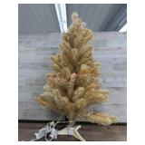 Christmas tinsel tree untested