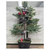 Christmas faux tree w/ cardinals
