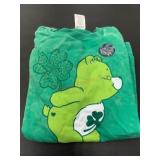 Green Medium Sweatshirt with Bear and Clover Desig