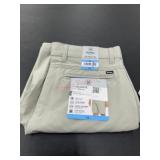 Hurley Menï¿½s Golf Chino Shorts, Size 32