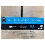 600 White Plastic Spoons