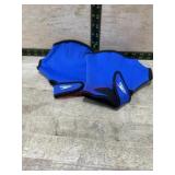 Pair of aquatic fitness gloves
