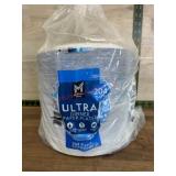 Ultra Dinner Paper Plates, 204 Count
