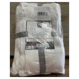 6 White Bath Towels and Washcloths