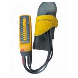 Fluke T2 Voltage Tester with Case