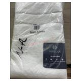 White Hotelier Spa Luxury Bath Rug