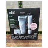 Braun Silk-ï¿½pil 7 Epilator and Trimmer Set