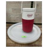 Thermos and 2 serving trays