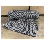 Black and white throw blanket
