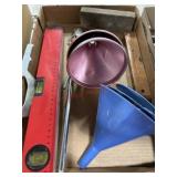Flat of funnels and levels