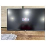 Lg 32" uhd 4k monitor- casing scratch