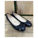 Black Ballet Flats with Bow Accent