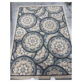 5x7 Area Rug With Blue and Beige Circular Mot
