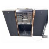 Magnavox Stereo System With Speakers