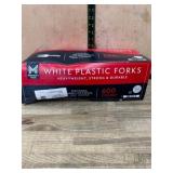 600 White Plastic Forks