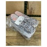 Roslyn Leopard Print Shoes, Size 5