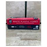 600 White Plastic Forks