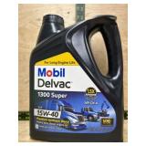 Mobil Delvac 1300 Super 15W-40 Motor Oil