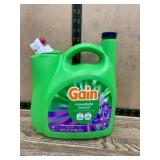 Gain Moonlight Breeze Liquid Laundry Detergent
