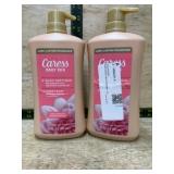 Caress Daily Silk Body Wash Bottles
