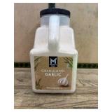 Granulated Garlic in Plastic Container