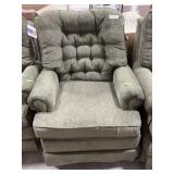 Golden Chair Swivel Armchair Made in Mississippi