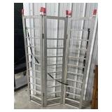 Aluminum Folding Loading Ramp with Red Caps