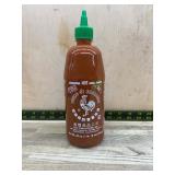 Huy Fong Sriracha Hot Chili Sauce 28 oz
