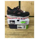 Skechers Swift Fit Women's Shoes Size 7.5