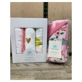 Cloud Island Muslin & Plush Blanket Set