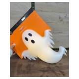 Hyde & Eek Wall-Mounted Ghost Light Decor