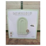 Minnidip Fluted Display Arch in Matte Matcha