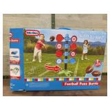 Little Tikes Football Pass Battle Game Set