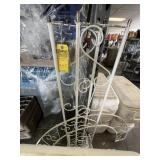 WHITE METAL ARCH - 4 PIECES