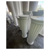 ASSORTED WHITE ROUND COLUMNS