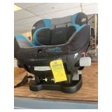 EVENFLO CAR SEAT