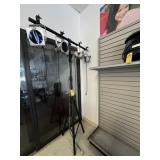 TRIPOD WITH 4 SPOTLIGHTS