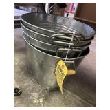 ALUMINUM BUCKETS WITH HANDLES