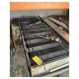 MAGICATER PROPANE BBQ COOK STATION ON WHEELS - 8 B