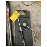 ELECTRIC TIRE GAUGE IN CANVAS BAG