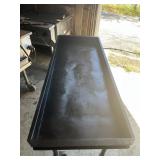 METAL BASIN ON WHEELS