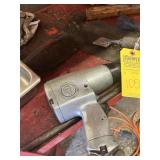 CRAFTSMAN PNEUMATIC IMPACT WRENCH