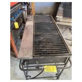 PROPANE / CHARCOAL GRILL - 50